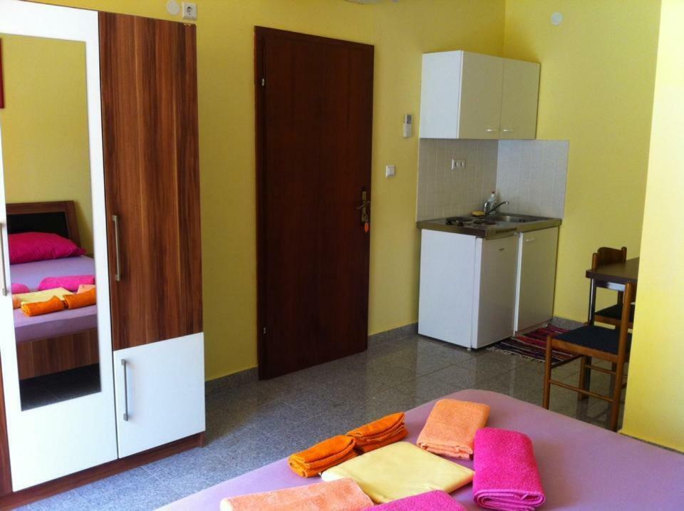 Triglav Studio Apartments 2 Punat Exterior foto